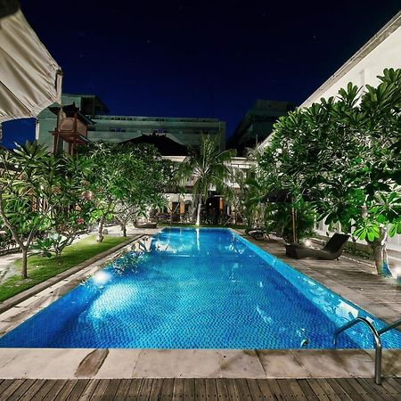 Easy Surf Camp Hotel Kuta Lombok Exterior foto