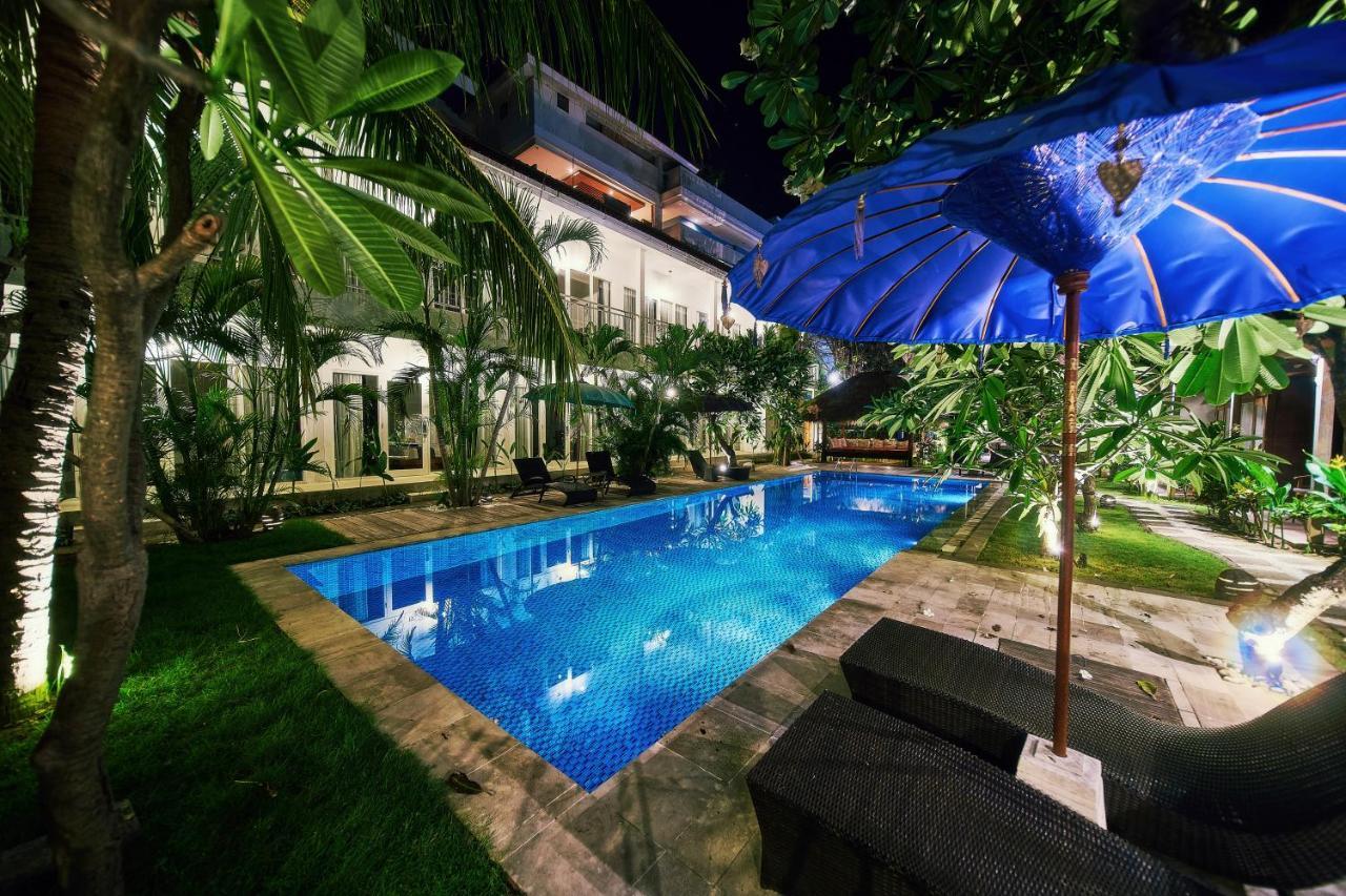Easy Surf Camp Hotel Kuta Lombok Exterior foto