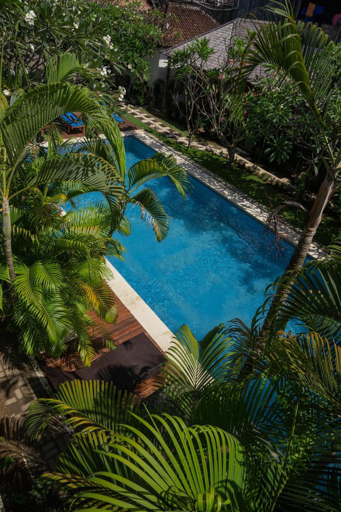 Easy Surf Camp Hotel Kuta Lombok Exterior foto
